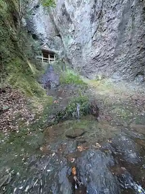 蔵王堂(鰐淵寺奥の院)の本殿・本堂