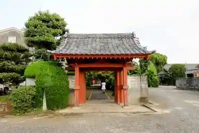 桂岩寺の山門