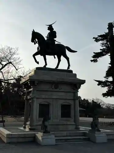 宮城縣護國神社の像