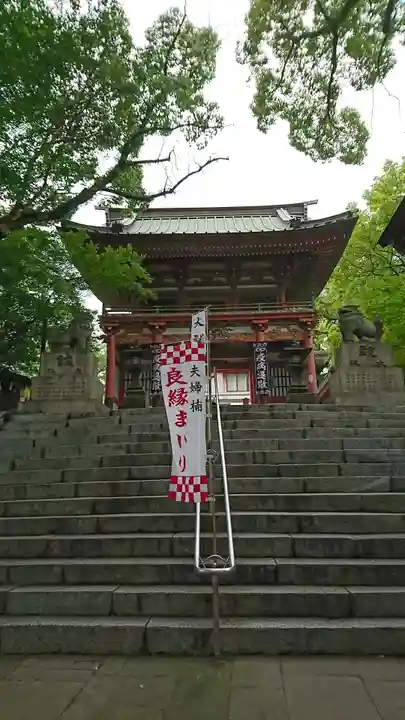 北岡神社の山門・神門