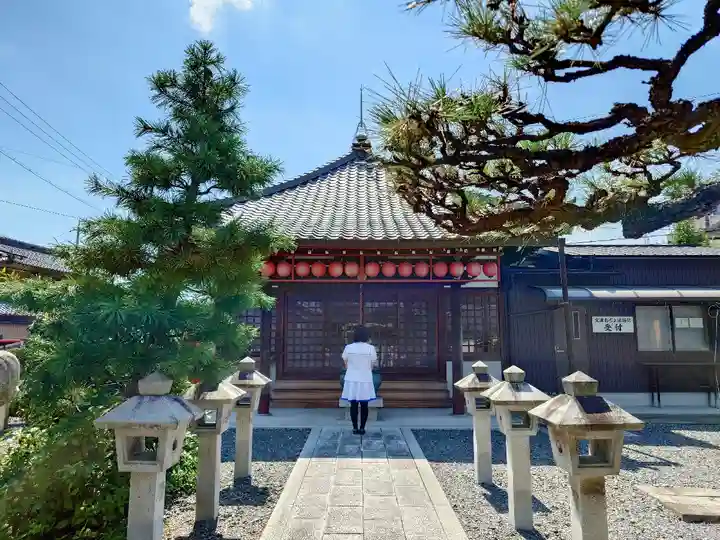 薬師寺(文津)の本殿・本堂