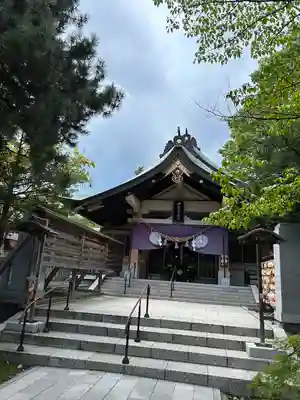 彌彦神社　(伊夜日子神社)の本殿・本堂