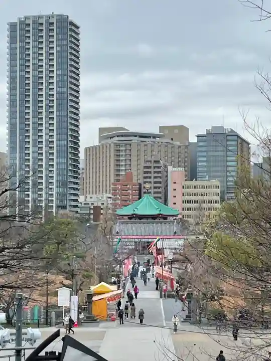 寛永寺不忍池弁天堂の{uncategorized: "未分類", other: "その他", undefined: "問題あり", building: "その他建物", grave: "お墓", sacred_gate: "鳥居", guardian: "狛犬", statue: "像", buddha: "仏像", history: "歴史", nature: "自然", garden: "庭園", animal: "動物", pagoda: "塔", temizu: "手水舎", mountain_gate: "山門・神門", sanctuary: "本殿・本堂", subordinate: "末社・摂社", art: "芸術", scenery: "景色", jizo: "地蔵", ema: "絵馬", goshuin: "御朱印", omikuji: "おみくじ", items: "授与品その他", amulet: "お守り", goshuincho: "御朱印帳", eats: "食事", festival: "お祭り", votive_dance: "神楽", shichigosan: "七五三参", wedding: "結婚式", experience: "体験その他", initially: "初詣", around: "周辺", anti_infection: "感染症対策"}