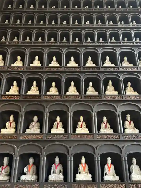 清大寺(越前大仏)の{uncategorized: "未分類", other: "その他", undefined: "問題あり", building: "その他建物", grave: "お墓", sacred_gate: "鳥居", guardian: "狛犬", statue: "像", buddha: "仏像", history: "歴史", nature: "自然", garden: "庭園", animal: "動物", pagoda: "塔", temizu: "手水舎", mountain_gate: "山門・神門", sanctuary: "本殿・本堂", subordinate: "末社・摂社", art: "芸術", scenery: "景色", jizo: "地蔵", ema: "絵馬", goshuin: "御朱印", omikuji: "おみくじ", items: "授与品その他", amulet: "お守り", goshuincho: "御朱印帳", eats: "食事", festival: "お祭り", votive_dance: "神楽", shichigosan: "七五三参", wedding: "結婚式", experience: "体験その他", initially: "初詣", around: "周辺", anti_infection: "感染症対策"}