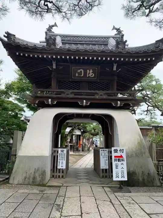 満月寺(浮御堂)の山門・神門