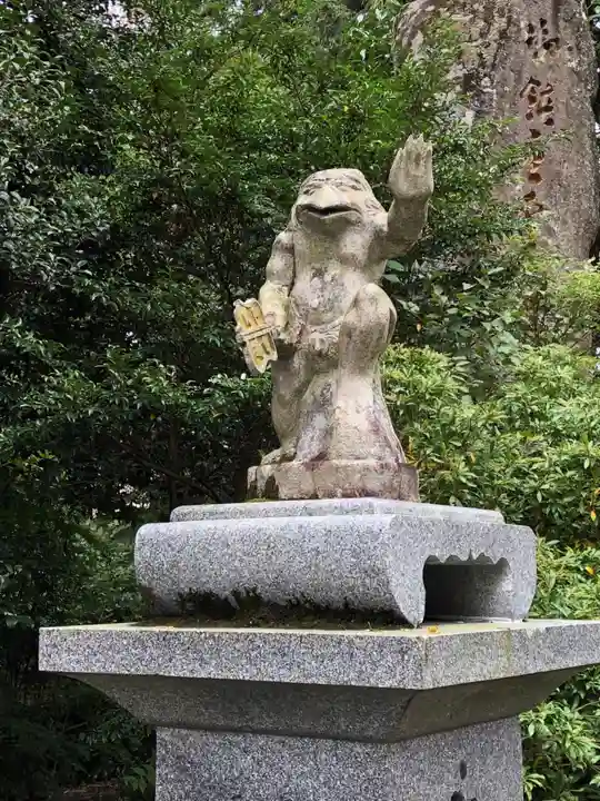 雲八幡宮の狛犬