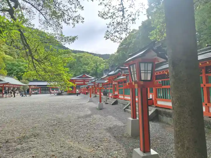 熊野速玉大社の{uncategorized: "未分類", other: "その他", undefined: "問題あり", building: "その他建物", grave: "お墓", sacred_gate: "鳥居", guardian: "狛犬", statue: "像", buddha: "仏像", history: "歴史", nature: "自然", garden: "庭園", animal: "動物", pagoda: "塔", temizu: "手水舎", mountain_gate: "山門・神門", sanctuary: "本殿・本堂", subordinate: "末社・摂社", art: "芸術", scenery: "景色", jizo: "地蔵", ema: "絵馬", goshuin: "御朱印", omikuji: "おみくじ", items: "授与品その他", amulet: "お守り", goshuincho: "御朱印帳", eats: "食事", festival: "お祭り", votive_dance: "神楽", shichigosan: "七五三参", wedding: "結婚式", experience: "体験その他", initially: "初詣", around: "周辺", anti_infection: "感染症対策"}