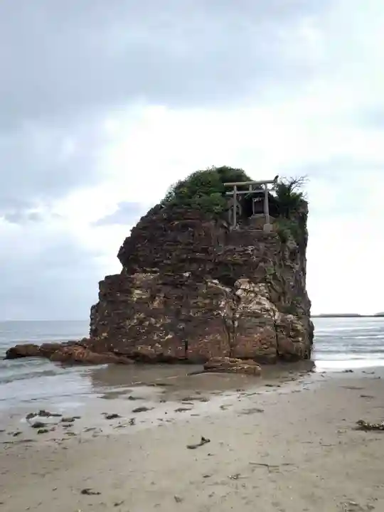 稲佐の浜 弁天島の鳥居
