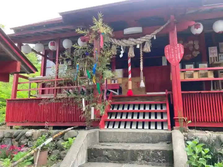 鹿角八坂神社の本殿・本堂