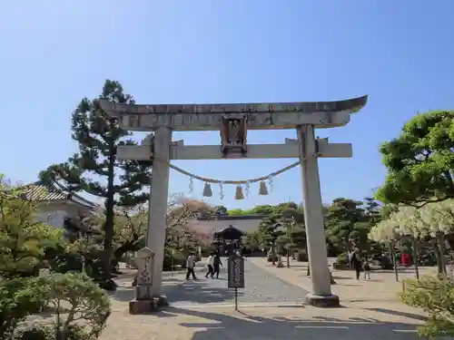 誉田八幡宮の鳥居