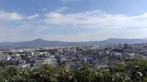 建勲神社の景色