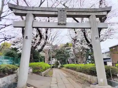 前原御嶽神社の鳥居