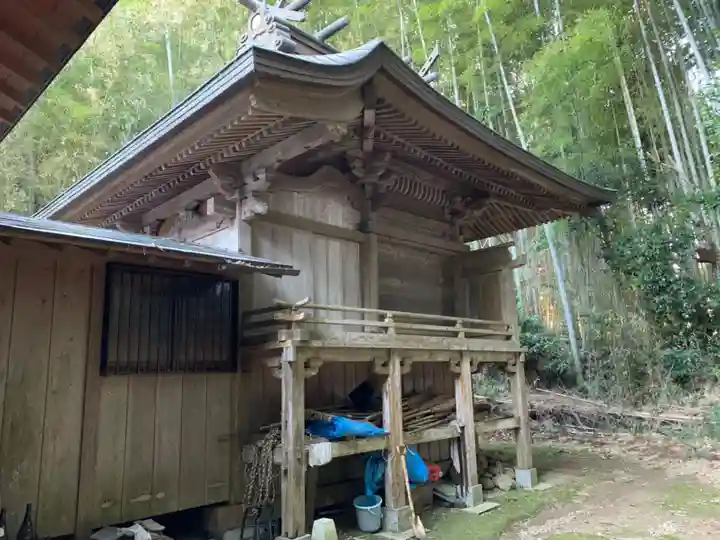 熊野神社の本殿・本堂