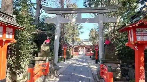 馬橋稲荷神社の鳥居