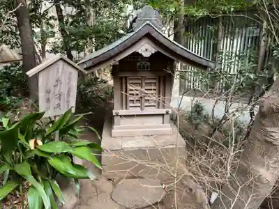 祠(極楽水)の末社・摂社