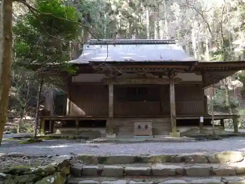 高山寺の本殿・本堂