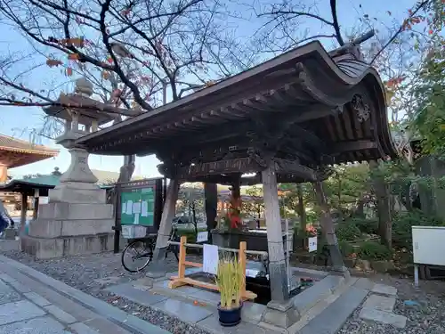 西新井大師総持寺の手水舎