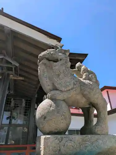 函館厳島神社の{uncategorized: "未分類", other: "その他", undefined: "問題あり", building: "その他建物", grave: "お墓", sacred_gate: "鳥居", guardian: "狛犬", statue: "像", buddha: "仏像", history: "歴史", nature: "自然", garden: "庭園", animal: "動物", pagoda: "塔", temizu: "手水舎", mountain_gate: "山門・神門", sanctuary: "本殿・本堂", subordinate: "末社・摂社", art: "芸術", scenery: "景色", jizo: "地蔵", ema: "絵馬", goshuin: "御朱印", omikuji: "おみくじ", items: "授与品その他", amulet: "お守り", goshuincho: "御朱印帳", eats: "食事", festival: "お祭り", votive_dance: "神楽", shichigosan: "七五三参", wedding: "結婚式", experience: "体験その他", initially: "初詣", around: "周辺", anti_infection: "感染症対策"}