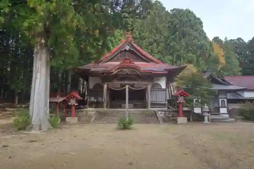 秋葉寺の本殿・本堂