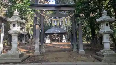 日鷲神社の{uncategorized: "未分類", other: "その他", undefined: "問題あり", building: "その他建物", grave: "お墓", sacred_gate: "鳥居", guardian: "狛犬", statue: "像", buddha: "仏像", history: "歴史", nature: "自然", garden: "庭園", animal: "動物", pagoda: "塔", temizu: "手水舎", mountain_gate: "山門・神門", sanctuary: "本殿・本堂", subordinate: "末社・摂社", art: "芸術", scenery: "景色", jizo: "地蔵", ema: "絵馬", goshuin: "御朱印", omikuji: "おみくじ", items: "授与品その他", amulet: "お守り", goshuincho: "御朱印帳", eats: "食事", festival: "お祭り", votive_dance: "神楽", shichigosan: "七五三参", wedding: "結婚式", experience: "体験その他", initially: "初詣", around: "周辺", anti_infection: "感染症対策"}
