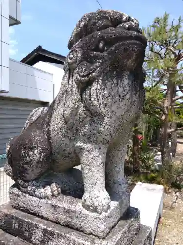 市姫神社の{uncategorized: "未分類", other: "その他", undefined: "問題あり", building: "その他建物", grave: "お墓", sacred_gate: "鳥居", guardian: "狛犬", statue: "像", buddha: "仏像", history: "歴史", nature: "自然", garden: "庭園", animal: "動物", pagoda: "塔", temizu: "手水舎", mountain_gate: "山門・神門", sanctuary: "本殿・本堂", subordinate: "末社・摂社", art: "芸術", scenery: "景色", jizo: "地蔵", ema: "絵馬", goshuin: "御朱印", omikuji: "おみくじ", items: "授与品その他", amulet: "お守り", goshuincho: "御朱印帳", eats: "食事", festival: "お祭り", votive_dance: "神楽", shichigosan: "七五三参", wedding: "結婚式", experience: "体験その他", initially: "初詣", around: "周辺", anti_infection: "感染症対策"}