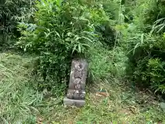 八幡神社の建物その他