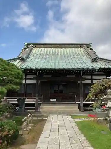 九品寺の本殿・本堂
