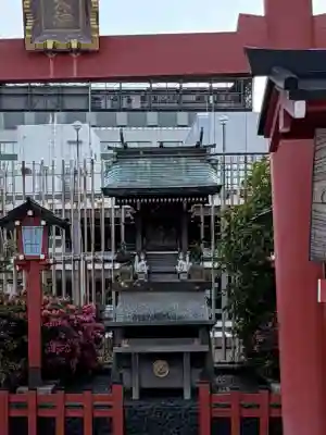 伏見稲荷神社の{uncategorized: "未分類", other: "その他", undefined: "問題あり", building: "その他建物", grave: "お墓", sacred_gate: "鳥居", guardian: "狛犬", statue: "像", buddha: "仏像", history: "歴史", nature: "自然", garden: "庭園", animal: "動物", pagoda: "塔", temizu: "手水舎", mountain_gate: "山門・神門", sanctuary: "本殿・本堂", subordinate: "末社・摂社", art: "芸術", scenery: "景色", jizo: "地蔵", ema: "絵馬", goshuin: "御朱印", omikuji: "おみくじ", items: "授与品その他", amulet: "お守り", goshuincho: "御朱印帳", eats: "食事", festival: "お祭り", votive_dance: "神楽", shichigosan: "七五三参", wedding: "結婚式", experience: "体験その他", initially: "初詣", around: "周辺", anti_infection: "感染症対策"}