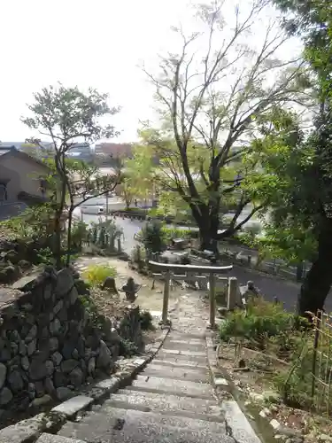 末刀岩上神社のその他建物