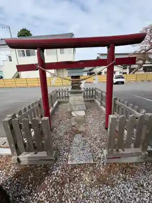 井上神社の{uncategorized: "未分類", other: "その他", undefined: "問題あり", building: "その他建物", grave: "お墓", sacred_gate: "鳥居", guardian: "狛犬", statue: "像", buddha: "仏像", history: "歴史", nature: "自然", garden: "庭園", animal: "動物", pagoda: "塔", temizu: "手水舎", mountain_gate: "山門・神門", sanctuary: "本殿・本堂", subordinate: "末社・摂社", art: "芸術", scenery: "景色", jizo: "地蔵", ema: "絵馬", goshuin: "御朱印", omikuji: "おみくじ", items: "授与品その他", amulet: "お守り", goshuincho: "御朱印帳", eats: "食事", festival: "お祭り", votive_dance: "神楽", shichigosan: "七五三参", wedding: "結婚式", experience: "体験その他", initially: "初詣", around: "周辺", anti_infection: "感染症対策"}