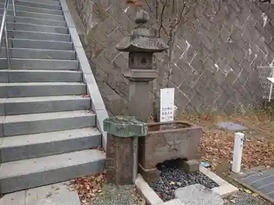 渡内日枝神社の手水舎