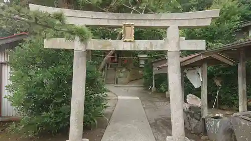 白髭神社の鳥居