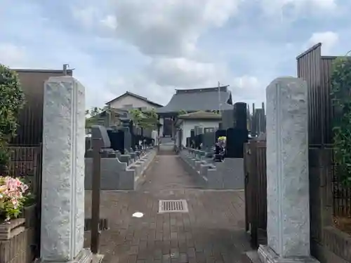 高徳院別院の山門・神門