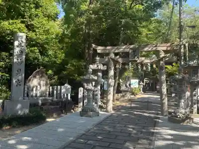 星田妙見宮の{uncategorized: "未分類", other: "その他", undefined: "問題あり", building: "その他建物", grave: "お墓", sacred_gate: "鳥居", guardian: "狛犬", statue: "像", buddha: "仏像", history: "歴史", nature: "自然", garden: "庭園", animal: "動物", pagoda: "塔", temizu: "手水舎", mountain_gate: "山門・神門", sanctuary: "本殿・本堂", subordinate: "末社・摂社", art: "芸術", scenery: "景色", jizo: "地蔵", ema: "絵馬", goshuin: "御朱印", omikuji: "おみくじ", items: "授与品その他", amulet: "お守り", goshuincho: "御朱印帳", eats: "食事", festival: "お祭り", votive_dance: "神楽", shichigosan: "七五三参", wedding: "結婚式", experience: "体験その他", initially: "初詣", around: "周辺", anti_infection: "感染症対策"}