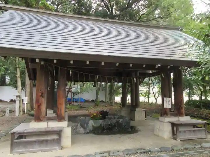 滋賀県護国神社の手水舎