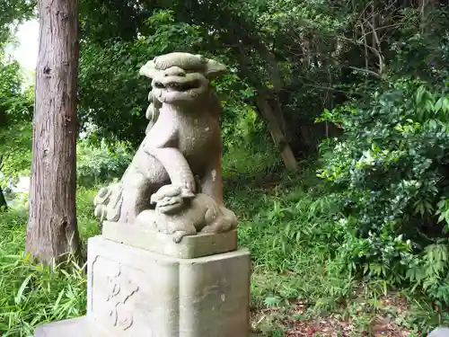 五霊神社の狛犬