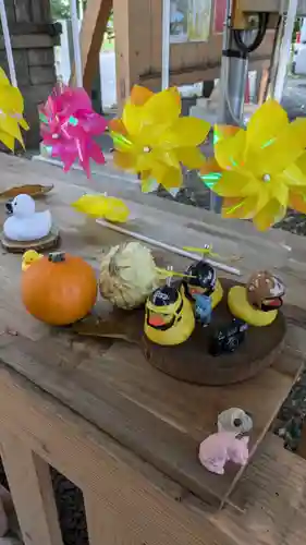 札幌諏訪神社の像