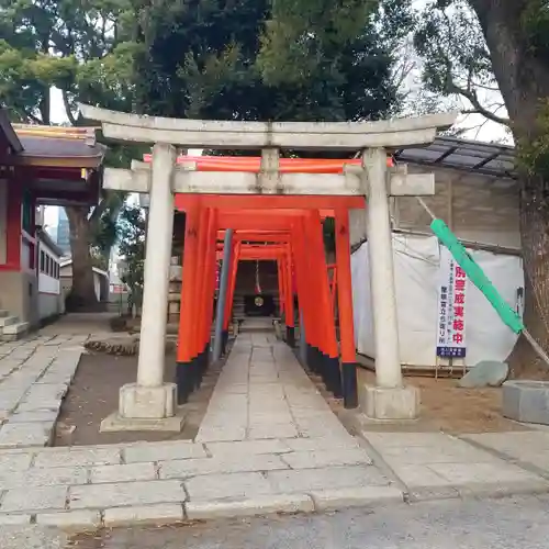 品川神社の鳥居