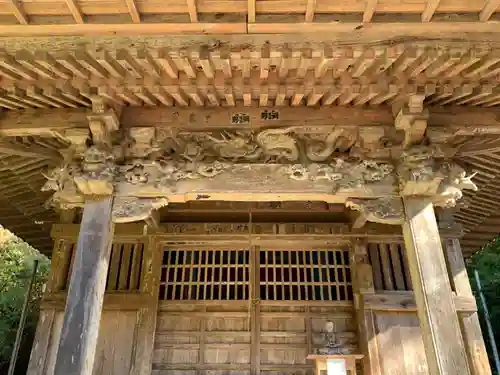 小松寺の本殿・本堂