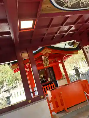 九頭龍神社新宮の{uncategorized: "未分類", other: "その他", undefined: "問題あり", building: "その他建物", grave: "お墓", sacred_gate: "鳥居", guardian: "狛犬", statue: "像", buddha: "仏像", history: "歴史", nature: "自然", garden: "庭園", animal: "動物", pagoda: "塔", temizu: "手水舎", mountain_gate: "山門・神門", sanctuary: "本殿・本堂", subordinate: "末社・摂社", art: "芸術", scenery: "景色", jizo: "地蔵", ema: "絵馬", goshuin: "御朱印", omikuji: "おみくじ", items: "授与品その他", amulet: "お守り", goshuincho: "御朱印帳", eats: "食事", festival: "お祭り", votive_dance: "神楽", shichigosan: "七五三参", wedding: "結婚式", experience: "体験その他", initially: "初詣", around: "周辺", anti_infection: "感染症対策"}