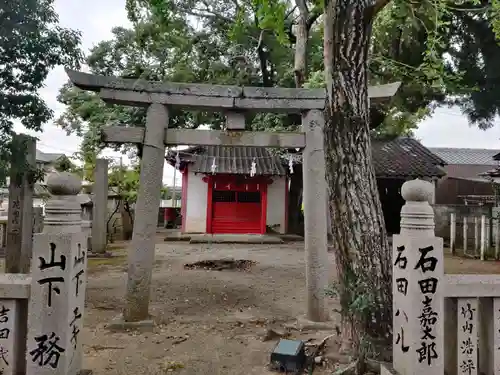 稲生神社の鳥居