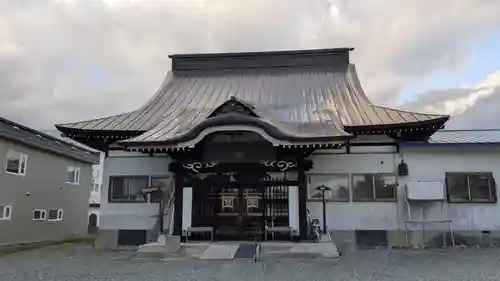 本明寺の本殿・本堂