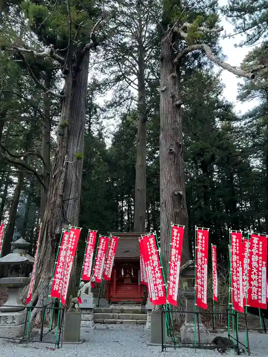 北口本宮冨士浅間神社の末社・摂社