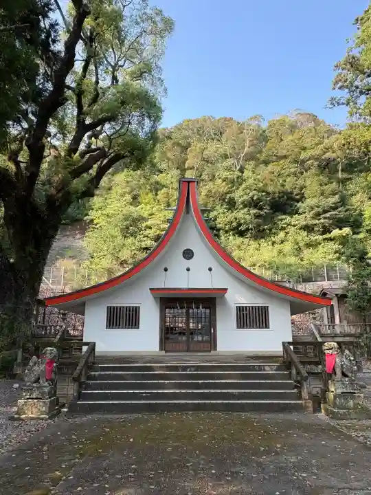 宍喰八坂神社の本殿・本堂