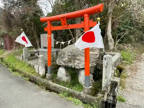雲八幡宮元宮　雲石(大分県)