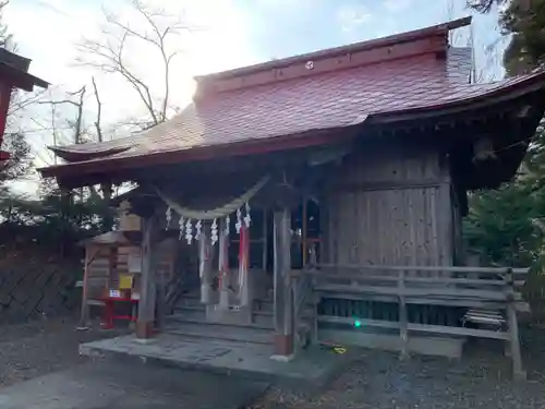 巽山稲荷神社の本殿