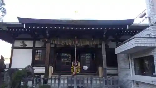 医王寺の本殿