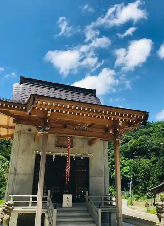 妙龍神社の本殿・本堂