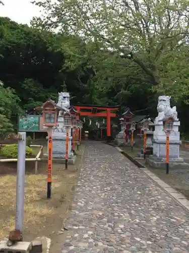 高山稲荷神社の建物その他