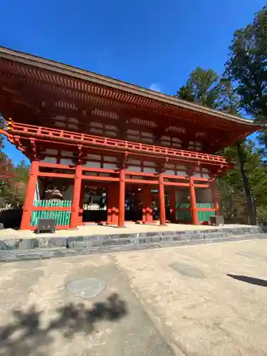 壇上伽藍の山門